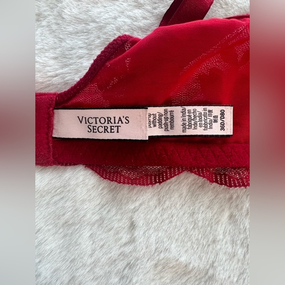 Victoria's Secret Dream Angels Push-up without padding in Red lace Size 36D - Picture 6 of 9